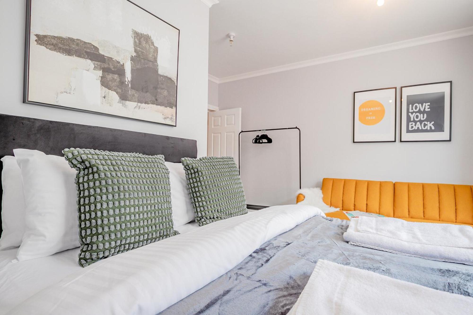 Host & Stay - Bridge Street Apartments Ившам Екстериор снимка